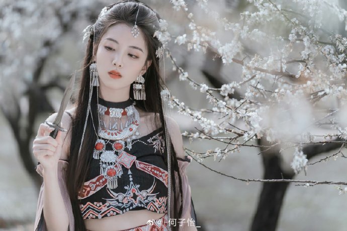 赛博朋克：边缘行者 封面