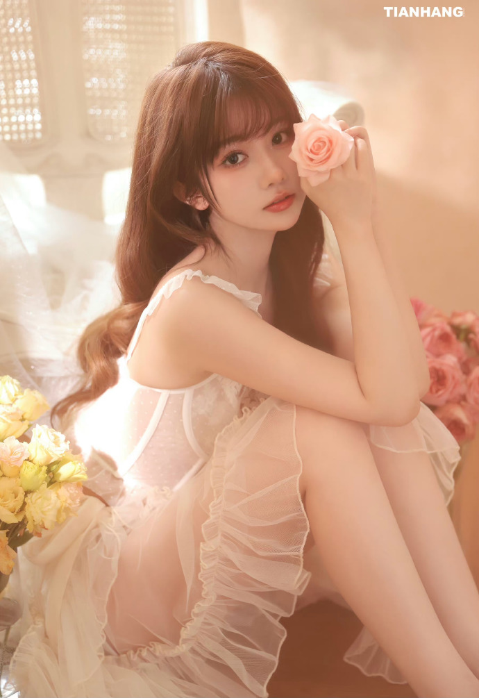 处女泉 封面
