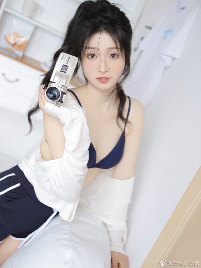 未来的未来 封面